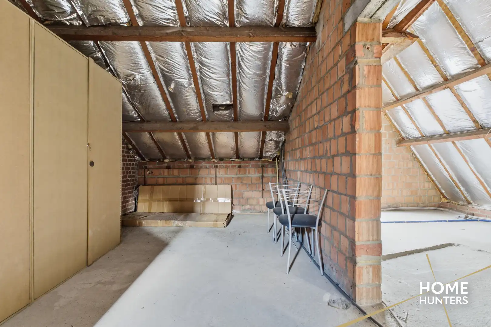 Woning met 3 slaapkamers en zéér ruime loods op gunstige ligging te Zonnebeke! foto 21