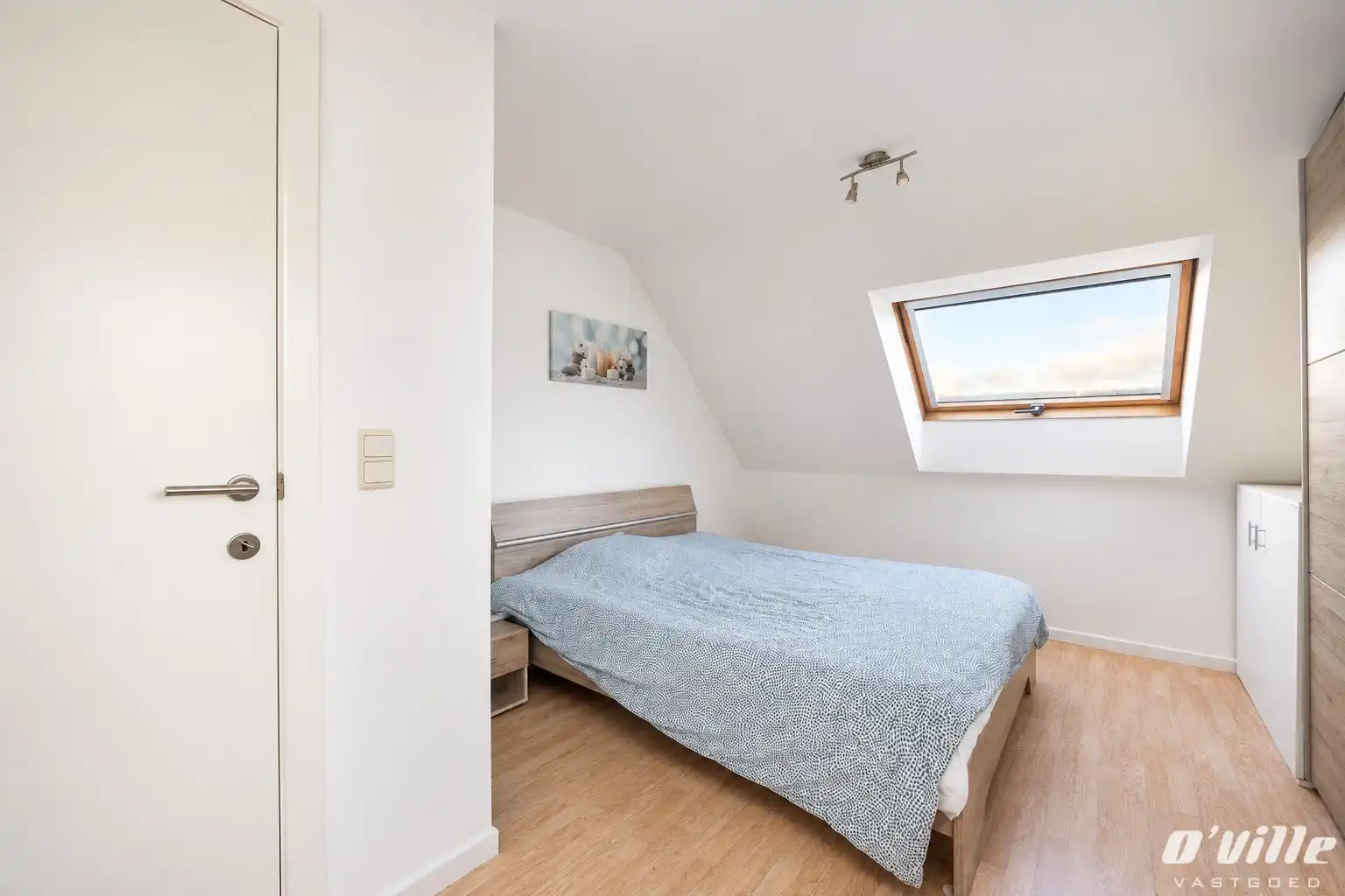 Modern stijlvol appartement, met garage en kelder foto 9
