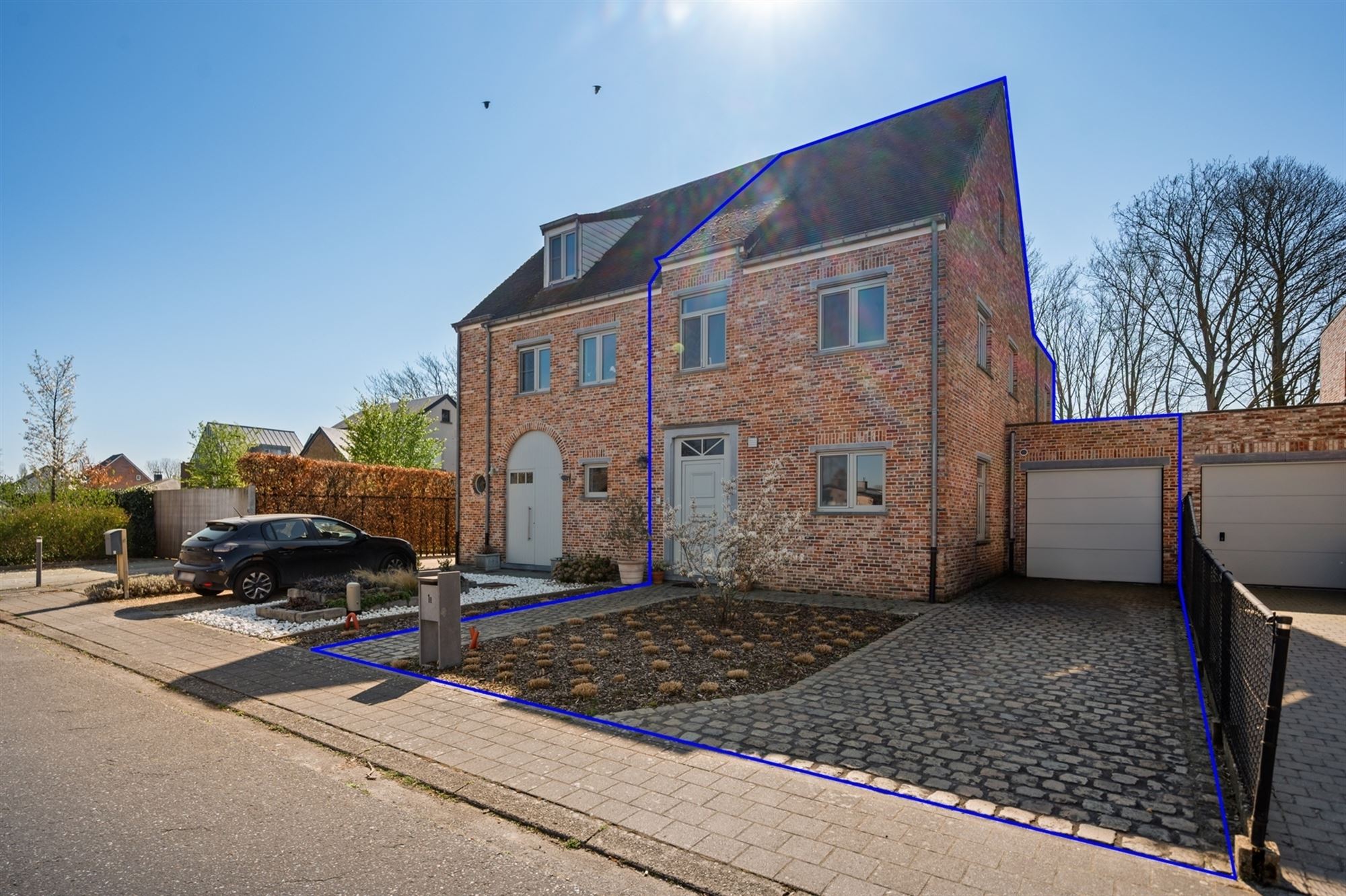 Charmante, instapklare woning met 4 slaapkamers te Itegem foto {{pictureIndex}}
