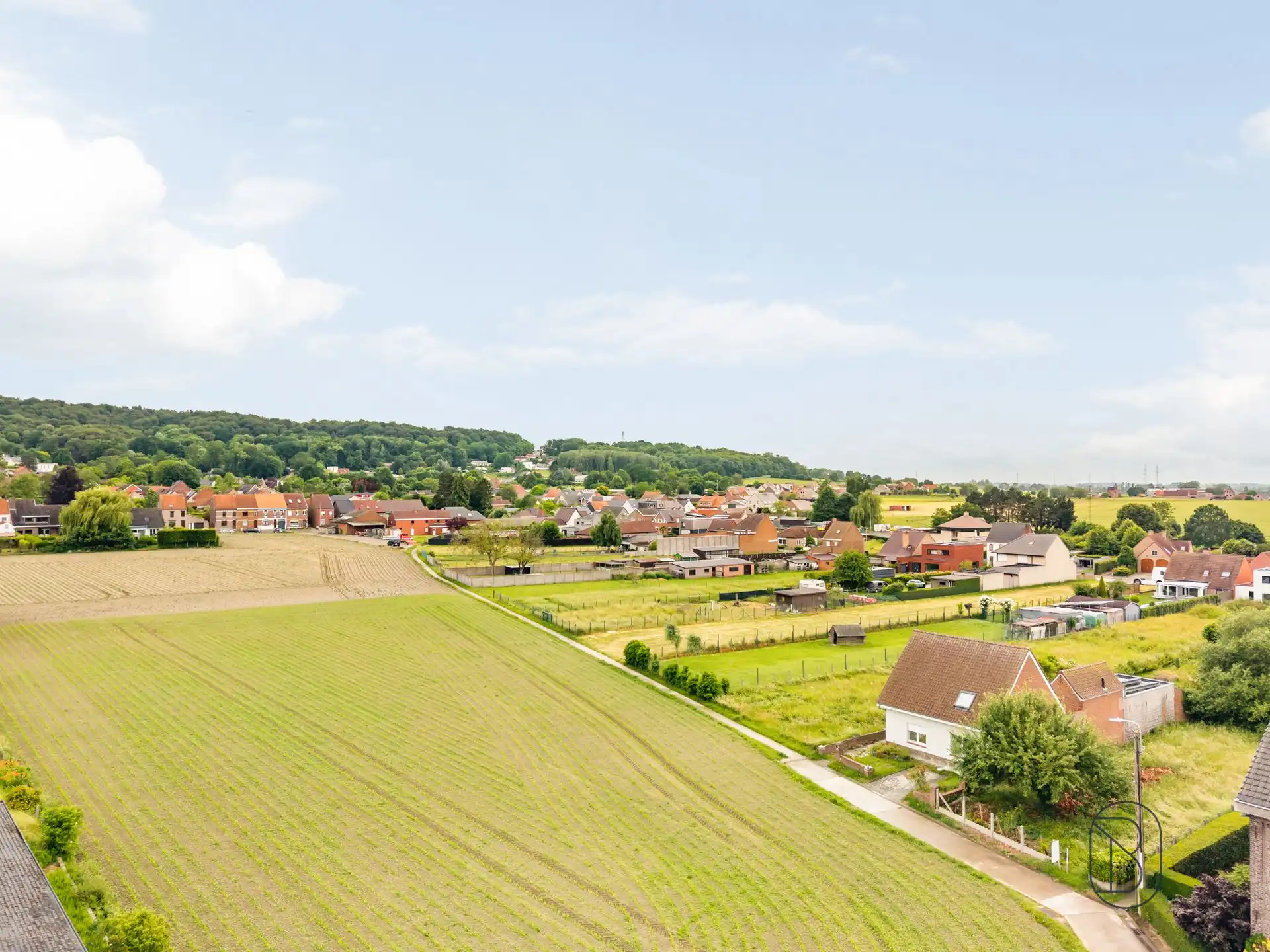 Rustig gelegen bouwgrond voor HOB nabij Kluisbos foto 2