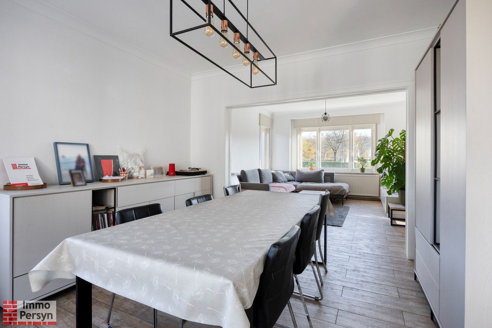 Gezinswoning met lichtrijke orangerie op gegeerde, groene locatie in Scherpenheuvel-Zichem foto 7