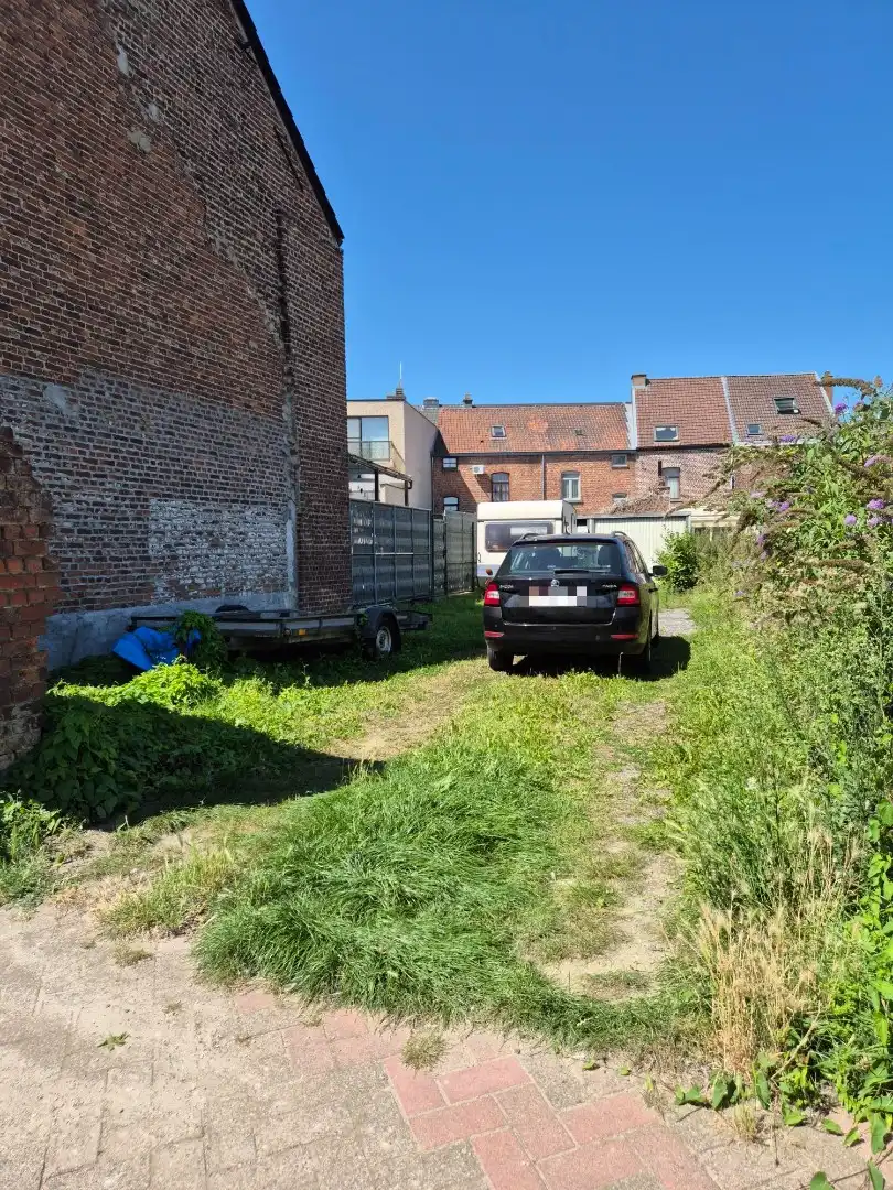 Bouwgrond/Projectgrond voor gesloten bebouwing in het centrum van Merchtem foto 5