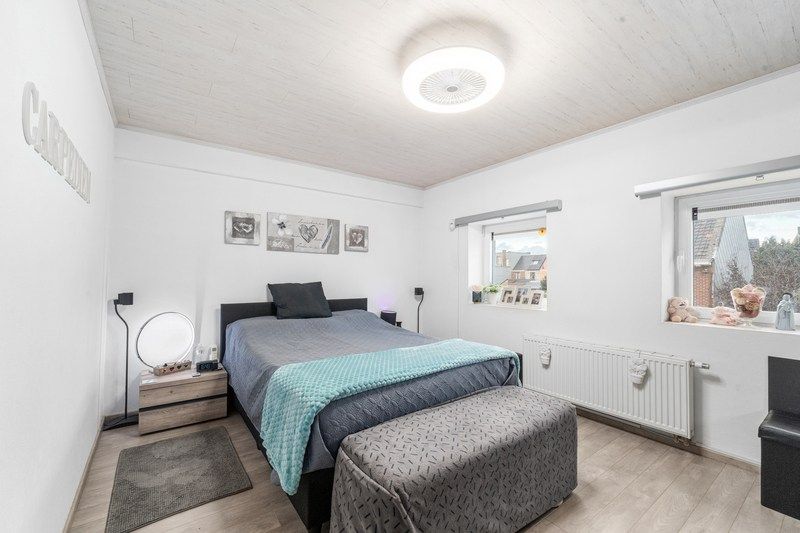 Stijlvol loftappartement met mezzanine en 2 slaapkamers – centrum Lokeren foto 11