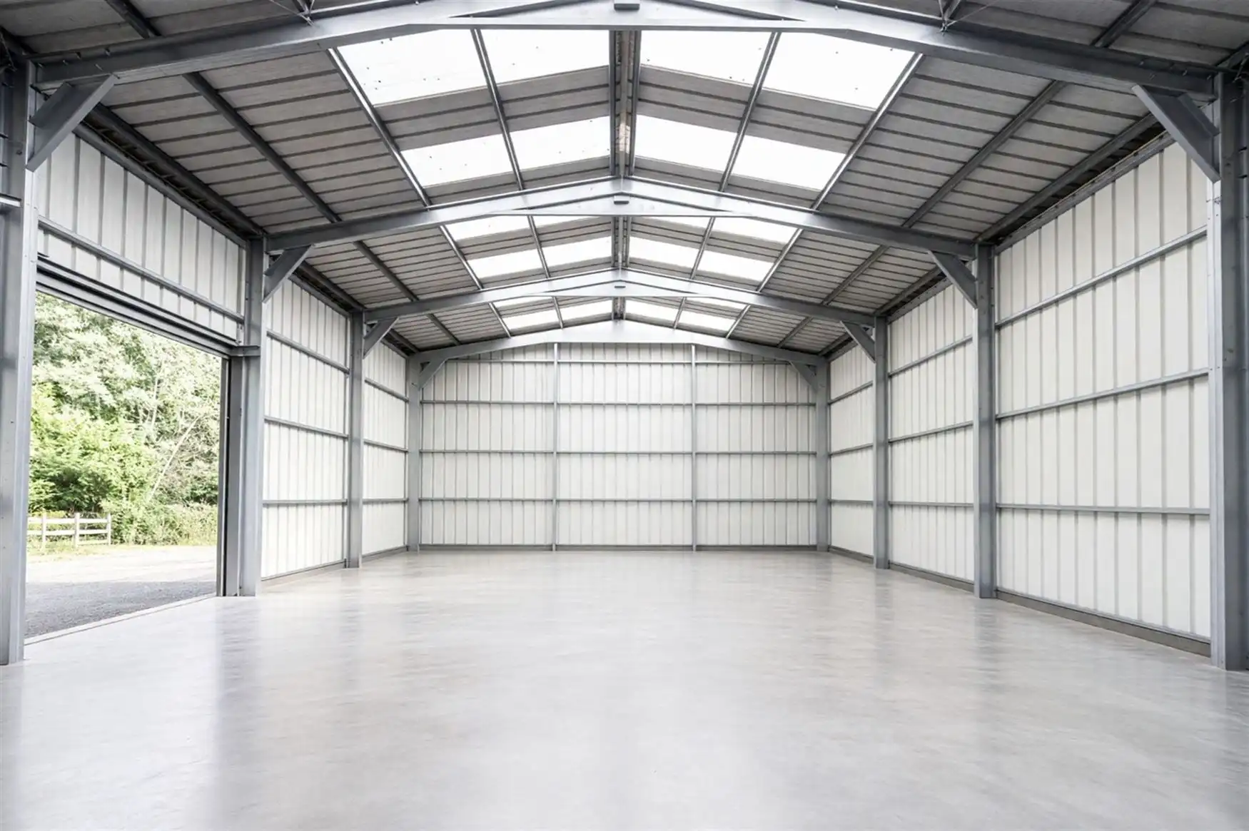 Loods van 240 m² in een groene oase van 5.236 m² foto 4