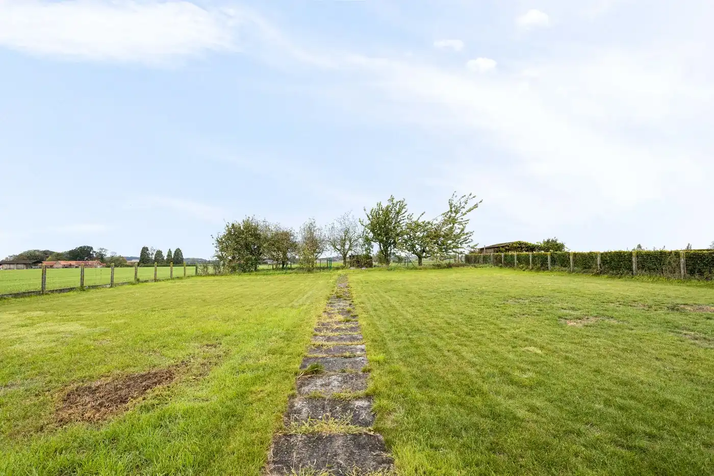 Ruime woning met landelijk uitzicht op een perceel van 1.962 m² in Spiere-Helkijn! foto 14