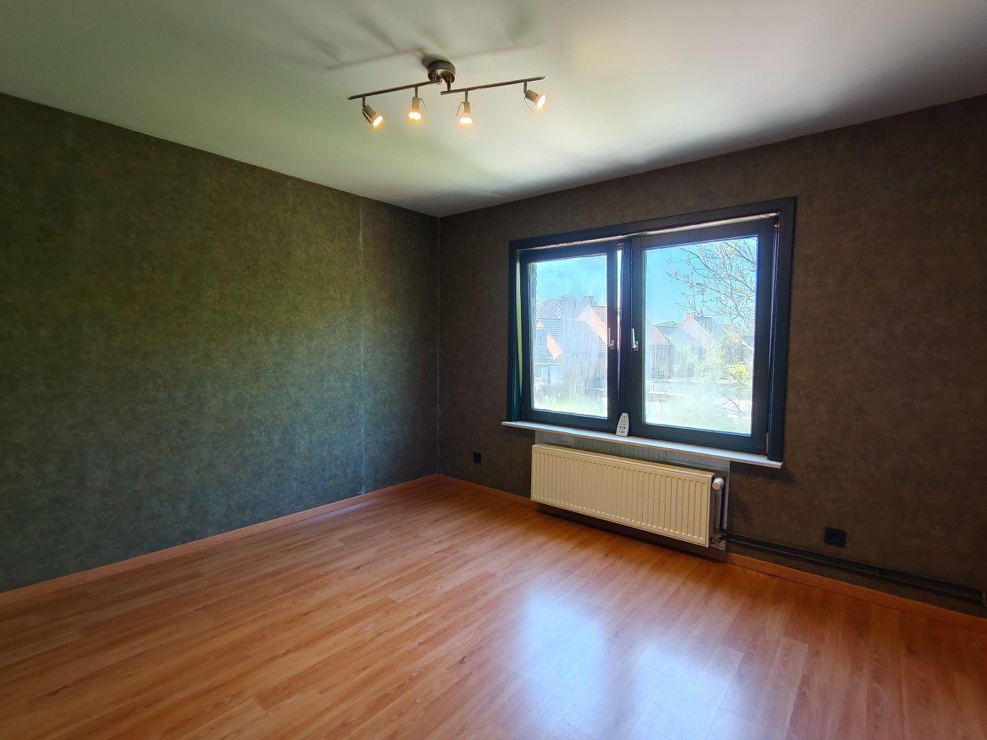 Ruime bel-étagewoning met garage, tuin en vier slaapkamers  foto 8