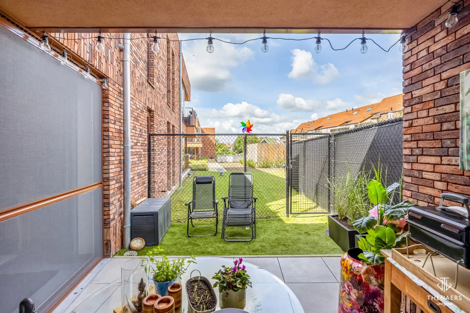 Recent gelijkvloers appartement met 2 slaapkamers, terras en ondergrondse staanplaats. foto 13