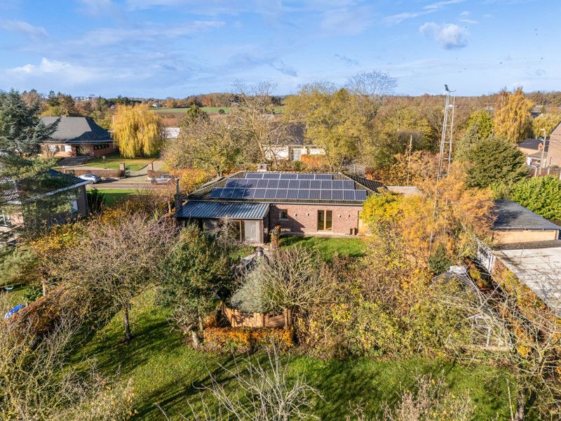 Statige villa op een perceel van 42are 70ca foto 8