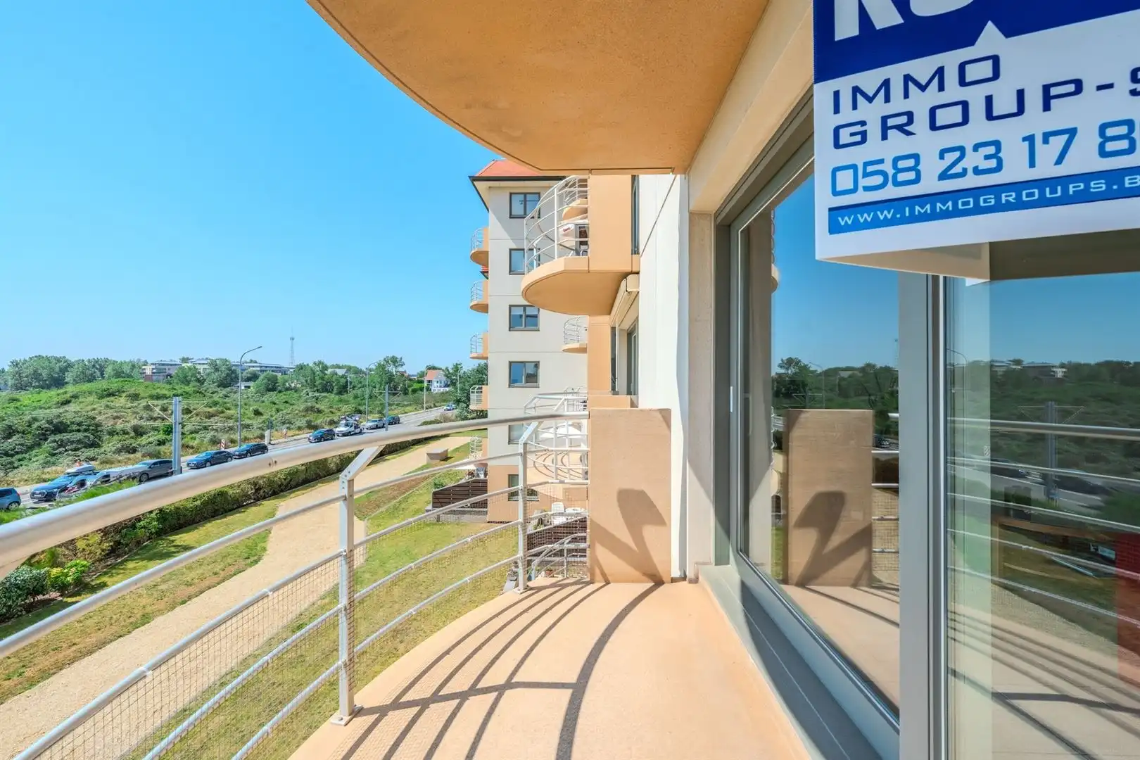 Prachtig zuidgericht appartement met zicht op duinen foto 20