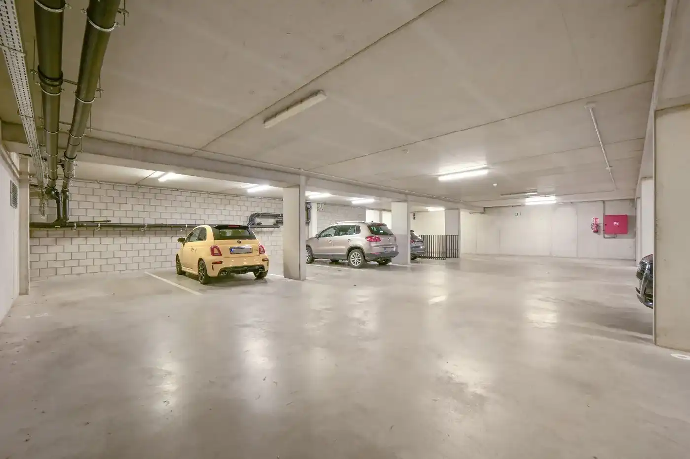 Modern appartement uit 2016 met 2 slaapkamers in centrum foto 20
