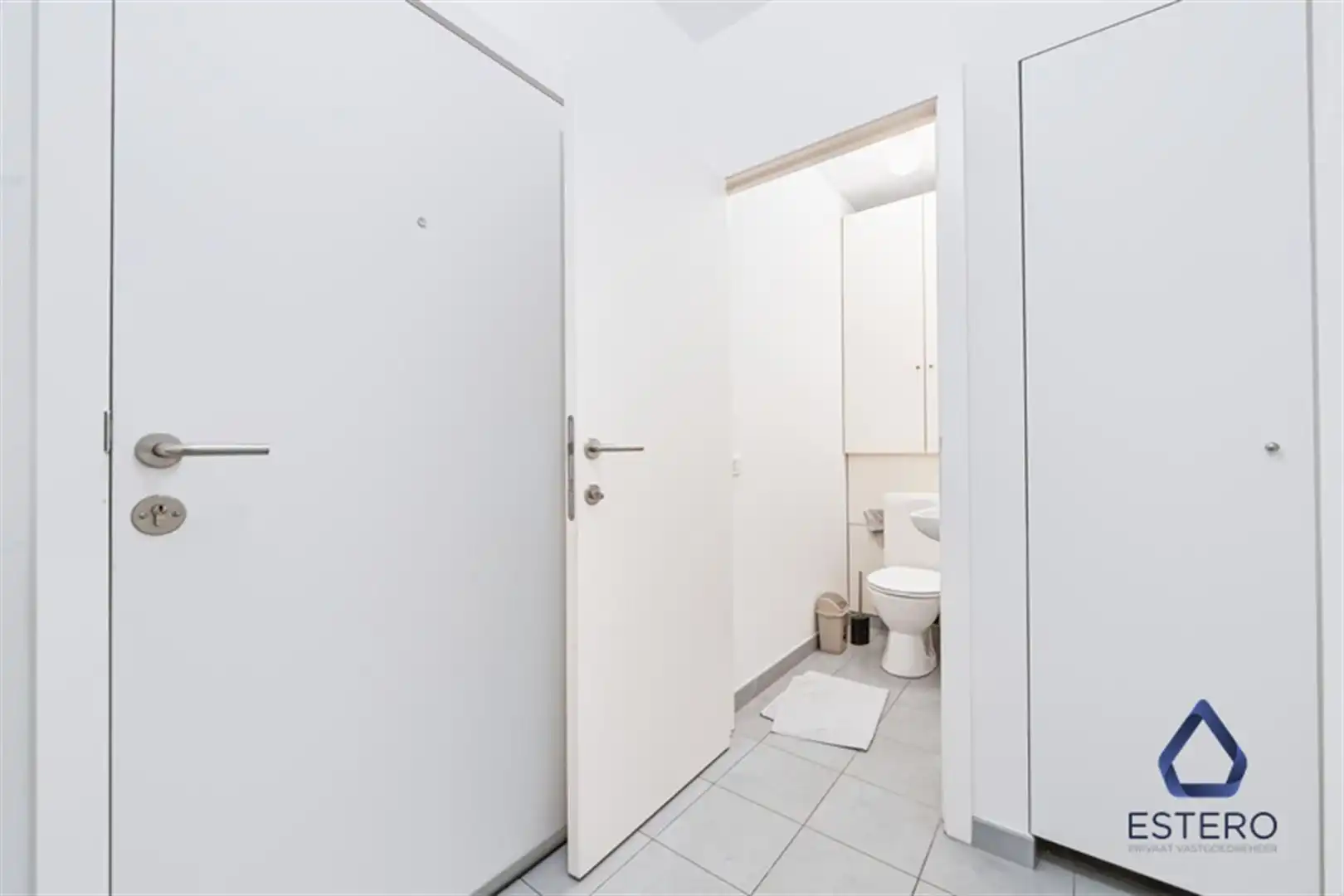 Lumineus 1-slpk appartement met kelder in Molenbeek foto 9