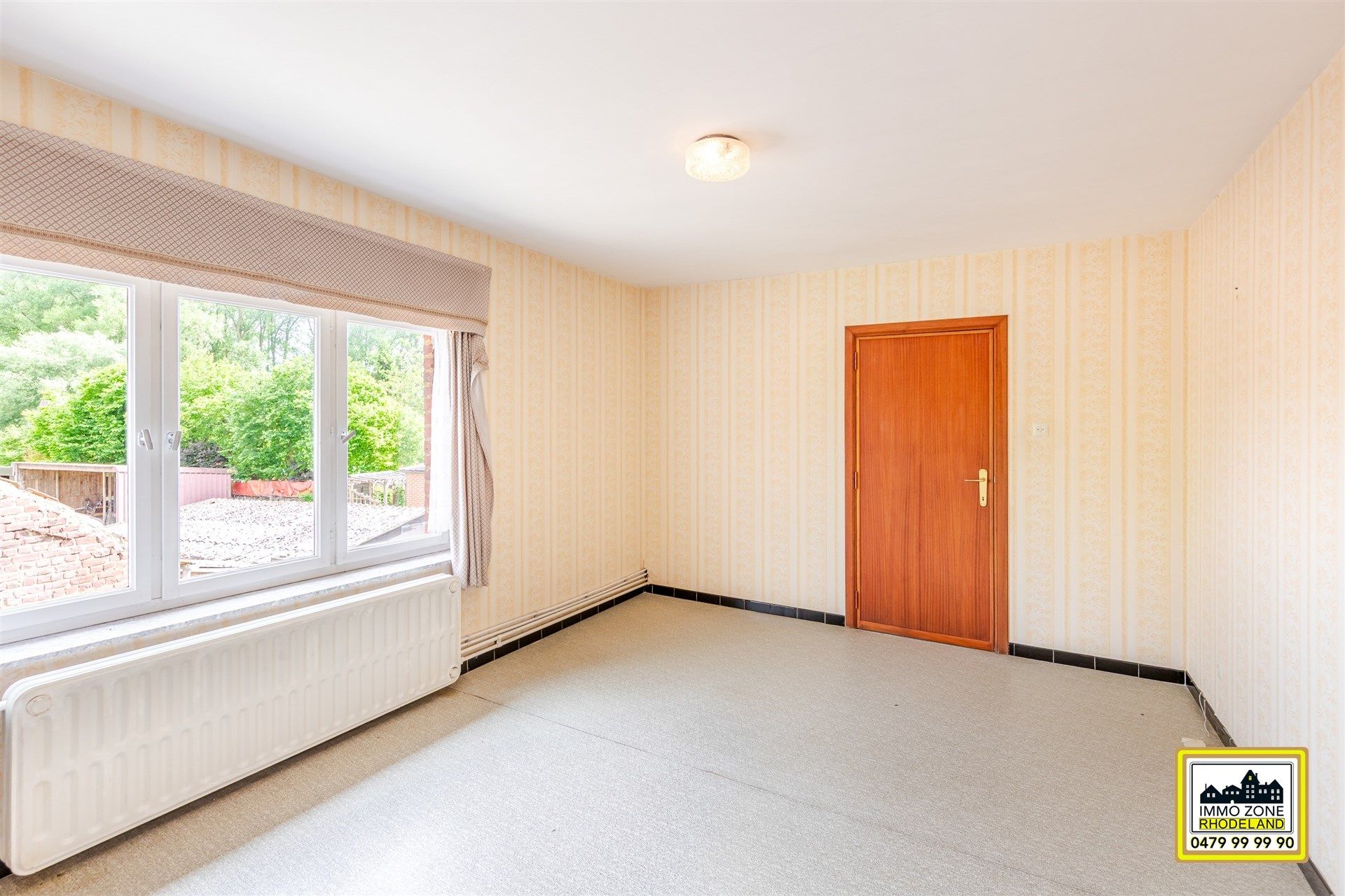 Charmante halfopen woning met ruime tuin foto 14