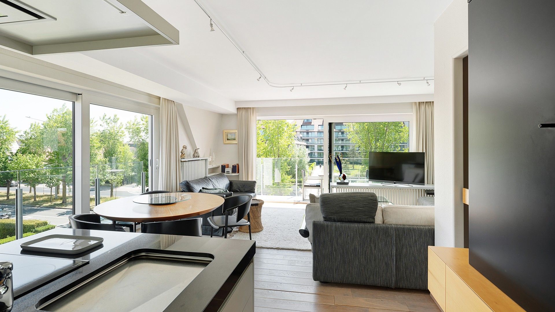 Appartement in villaresidentie met terrassen foto 13