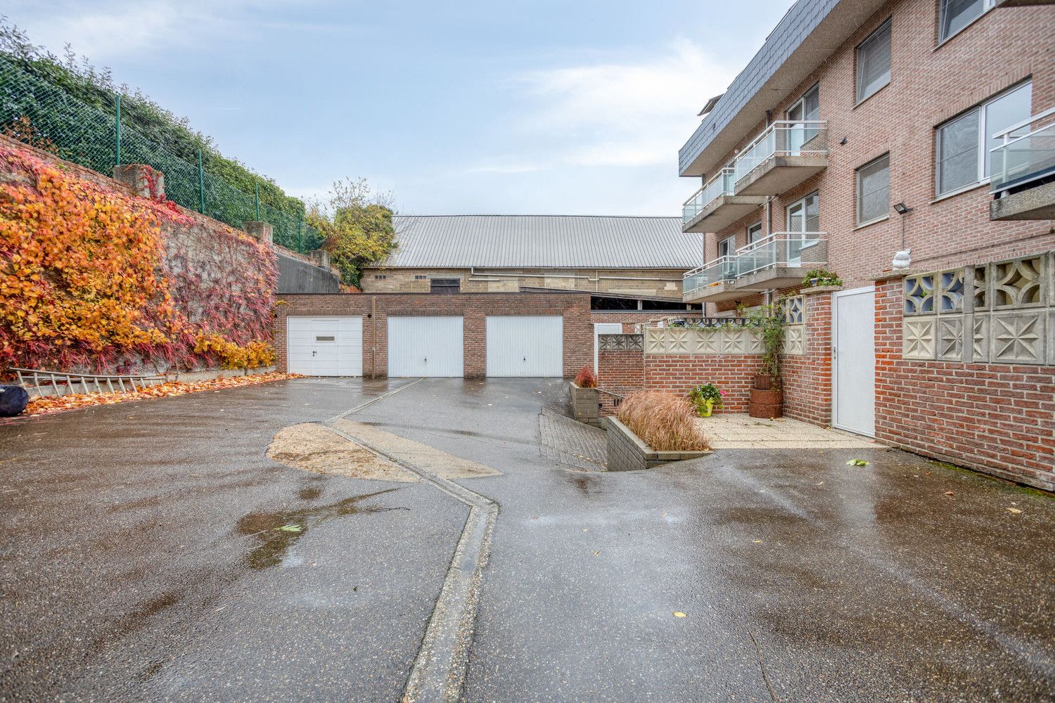 RUIM EN LICHT APPARTEMENT MET 3 SLPKS, TERRASSEN EN GARAGE IN HET HARTJE VAN LUMMEN! foto 22