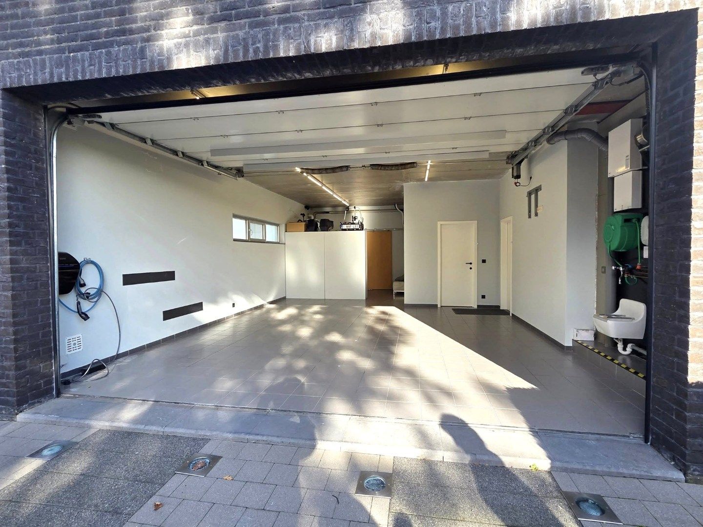 Schitterende villa op 17are 30ca, gelegen op bijna het einde van deze schitterende woonwijk. foto 26