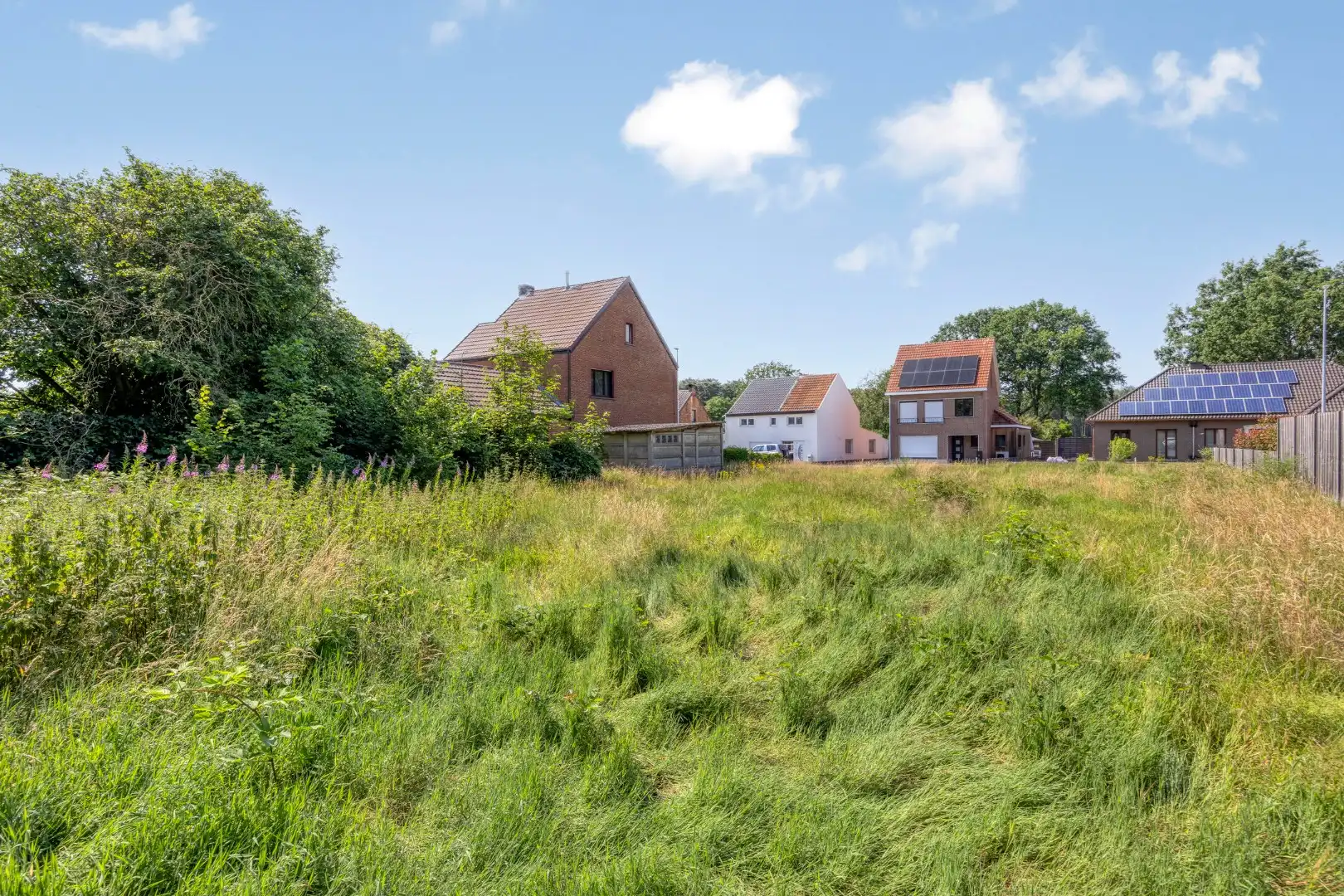 Ruime bouwgrond van 1.079 m² voor open bebouwing met groen uitzicht !  foto 5