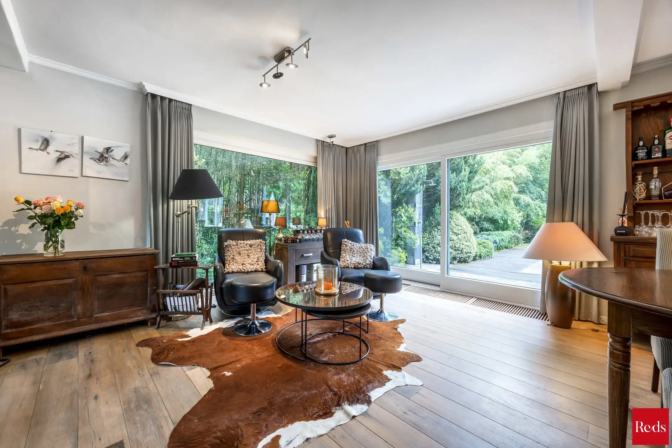 Instapklare villa met zwembad in groene omgeving foto 6