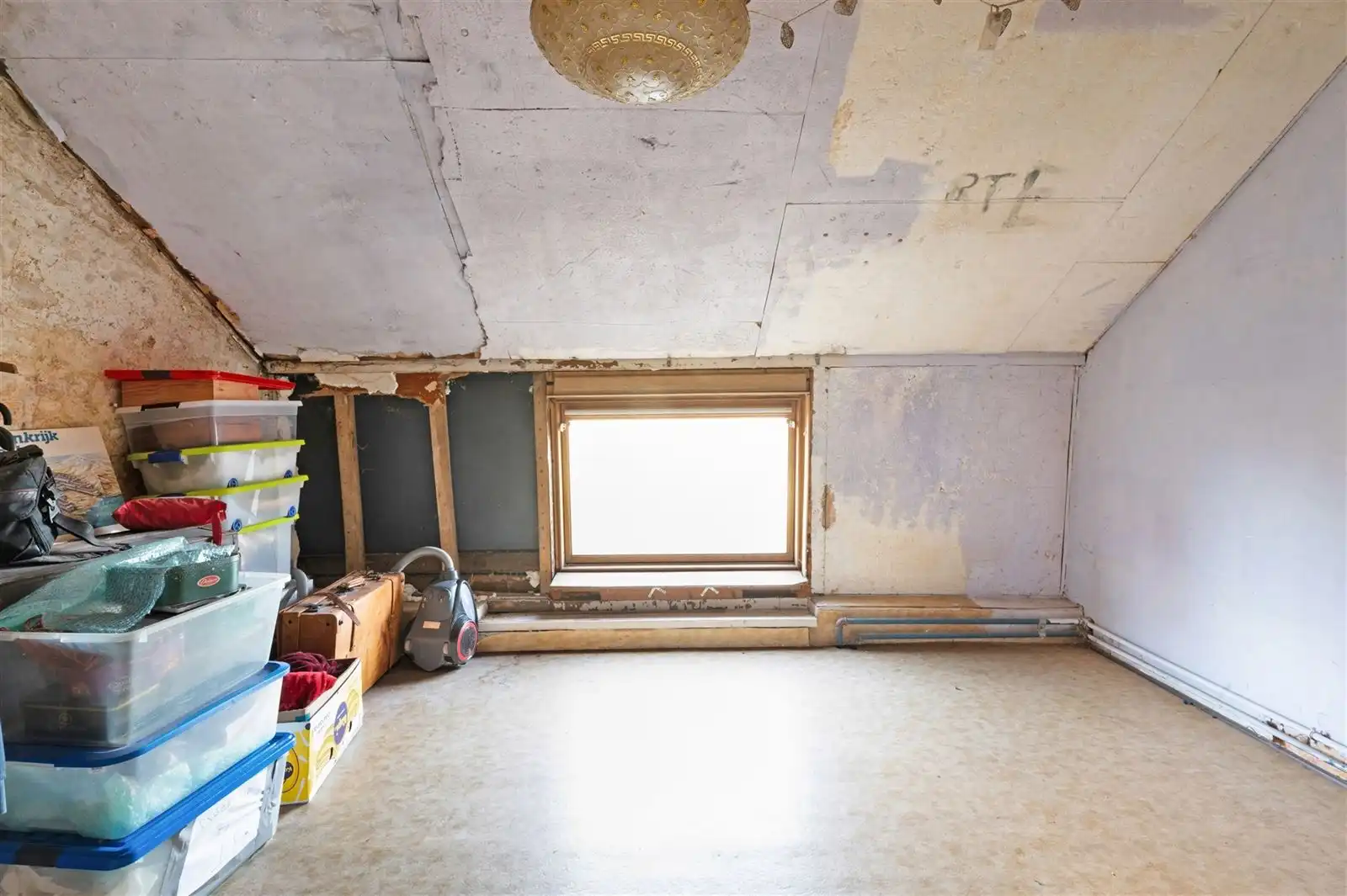 Authentieke woning in hartje Deftinge met bos! foto 8