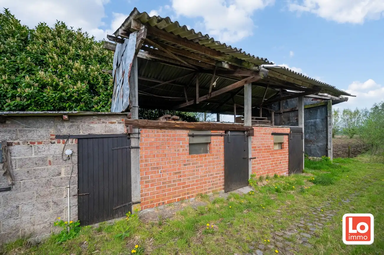 VERKOCHT! Landelijk gelegen halfopen afbraakwoning op groot perceel grond met open zicht in Zeveneken! foto 27