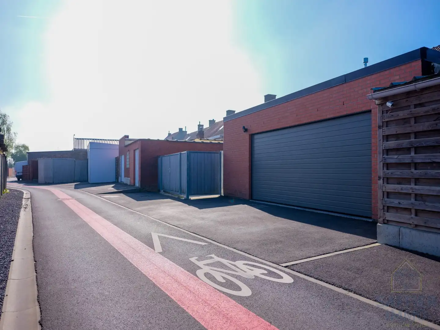 Instapklare halfopen woning te koop in Ingelmunster foto 25