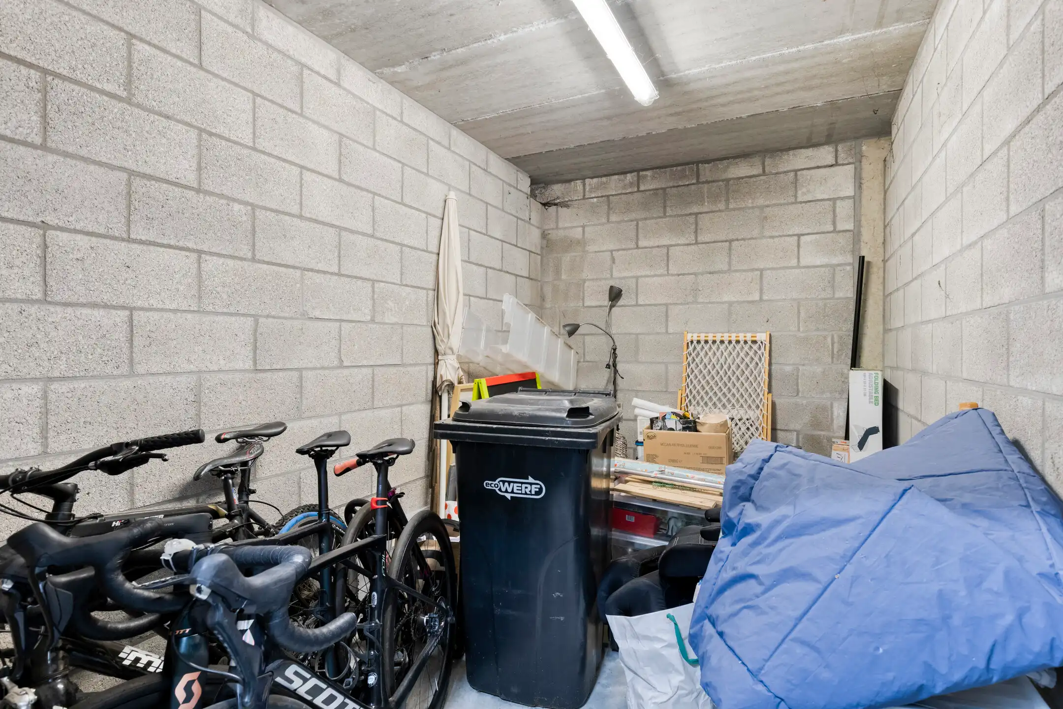 Ruim appartement(143m2) met 3 slaapkamers in hartje Wezemaal foto 25