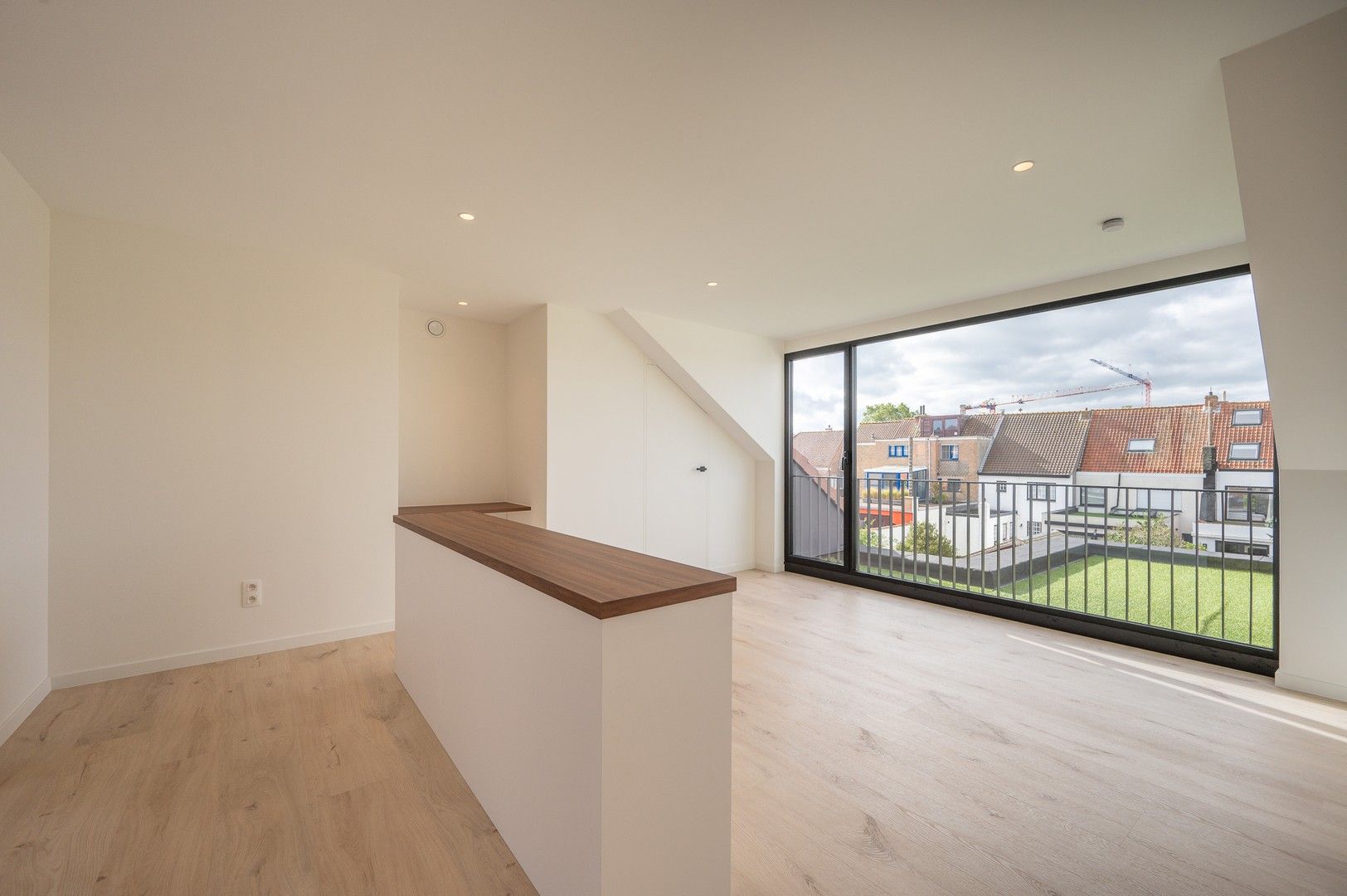 Prachtig gerenoveerde woning in een rustige omgeving nabij de Magere Schorre. foto 38