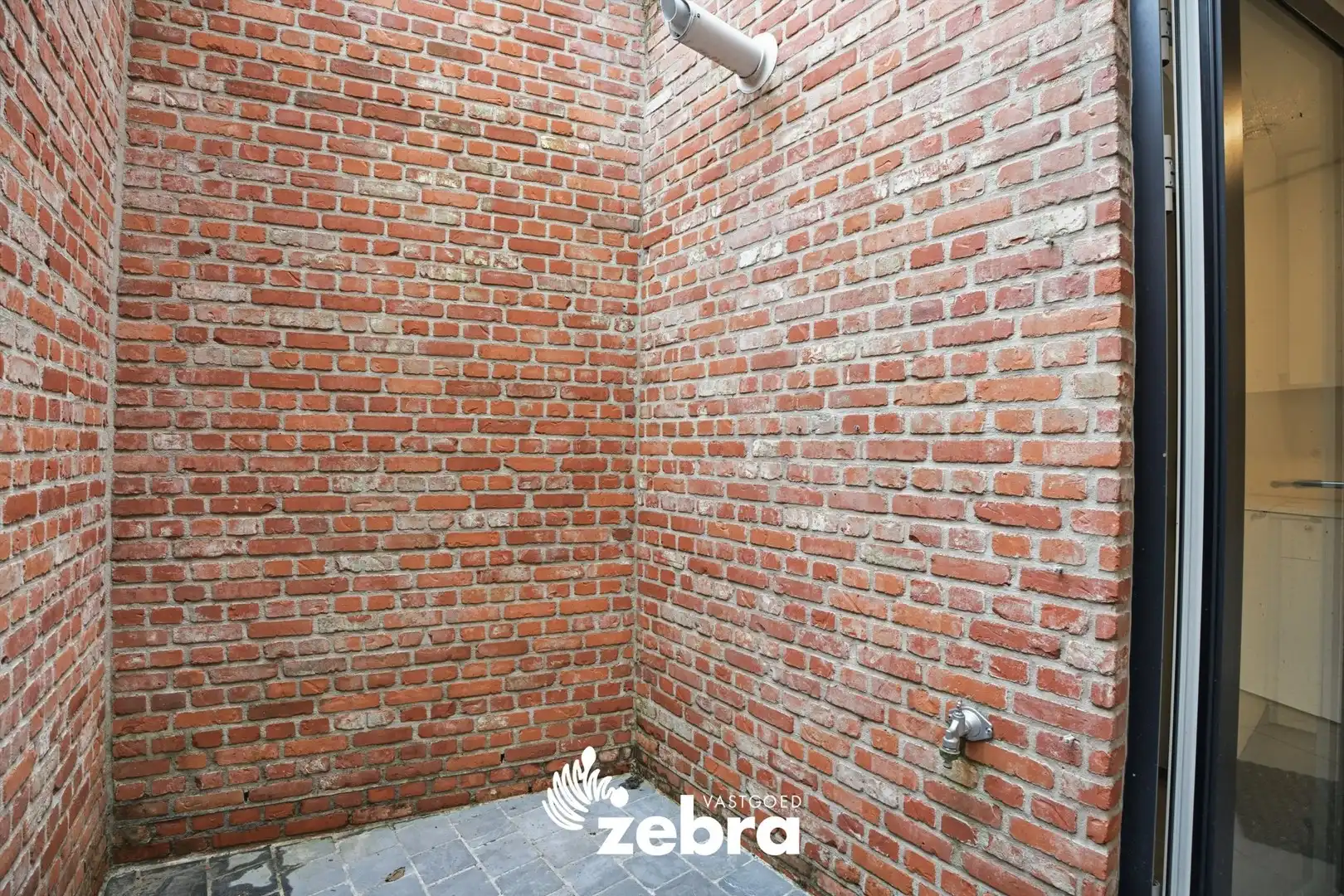 Eigentijdse stadswoning met lift, terras en topafwerking in het centrum van Roeselare! foto 44