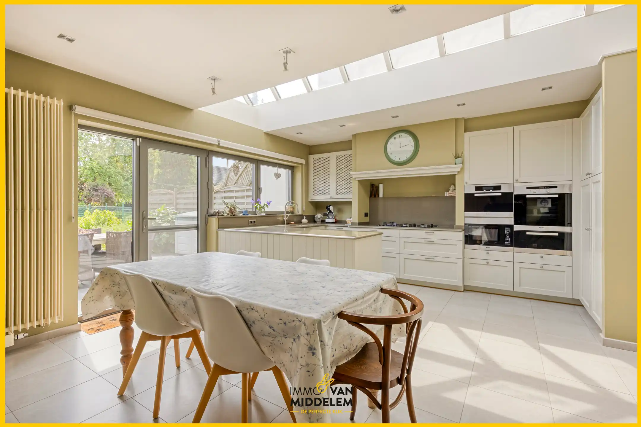 RUIME WONING MET 3 KAMERS, BUREAU, TUIN & GARAGE foto 4
