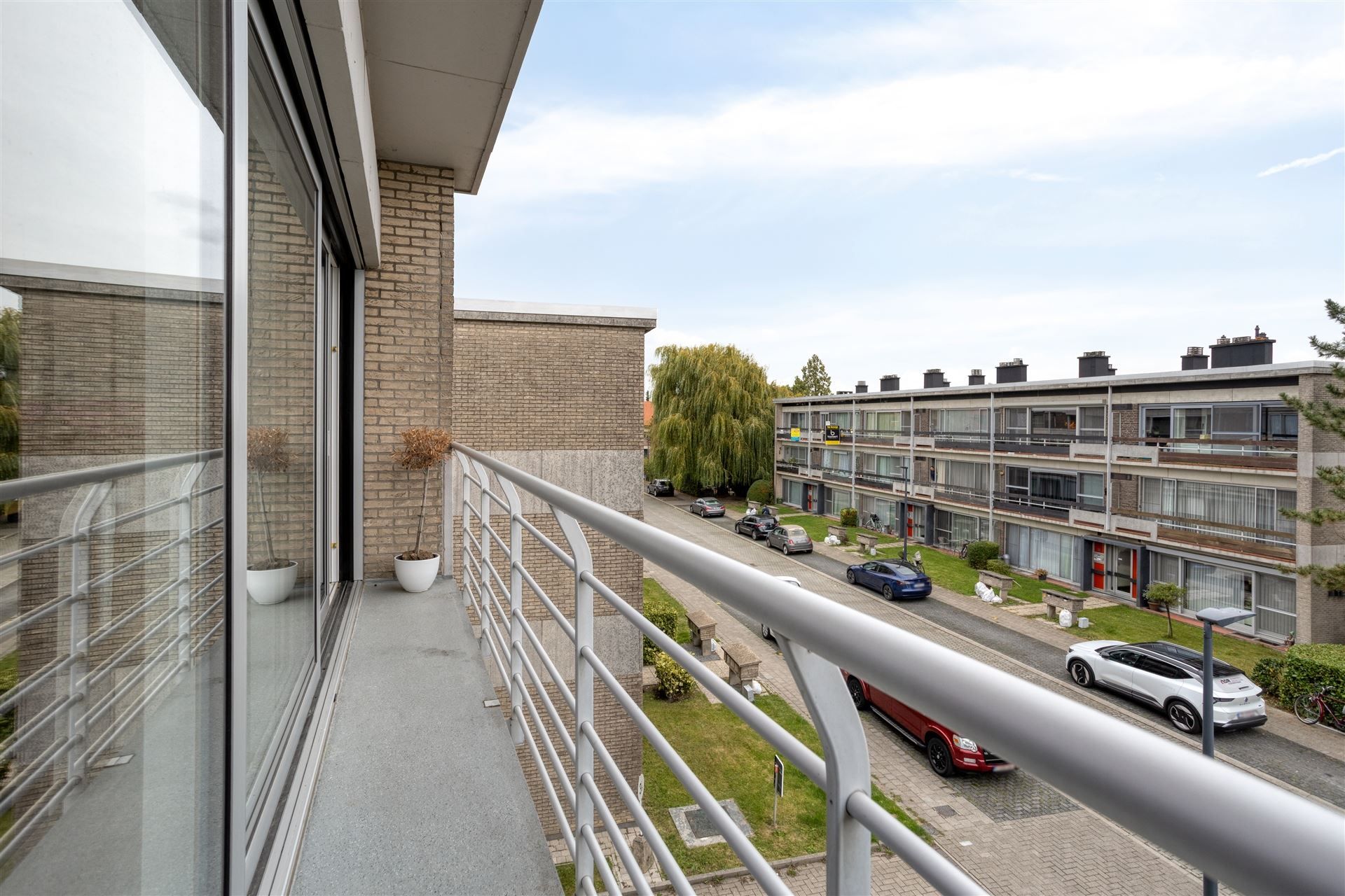 Volledig Gerenoveerd appartement met 3 Slaapkamers en terras foto 20