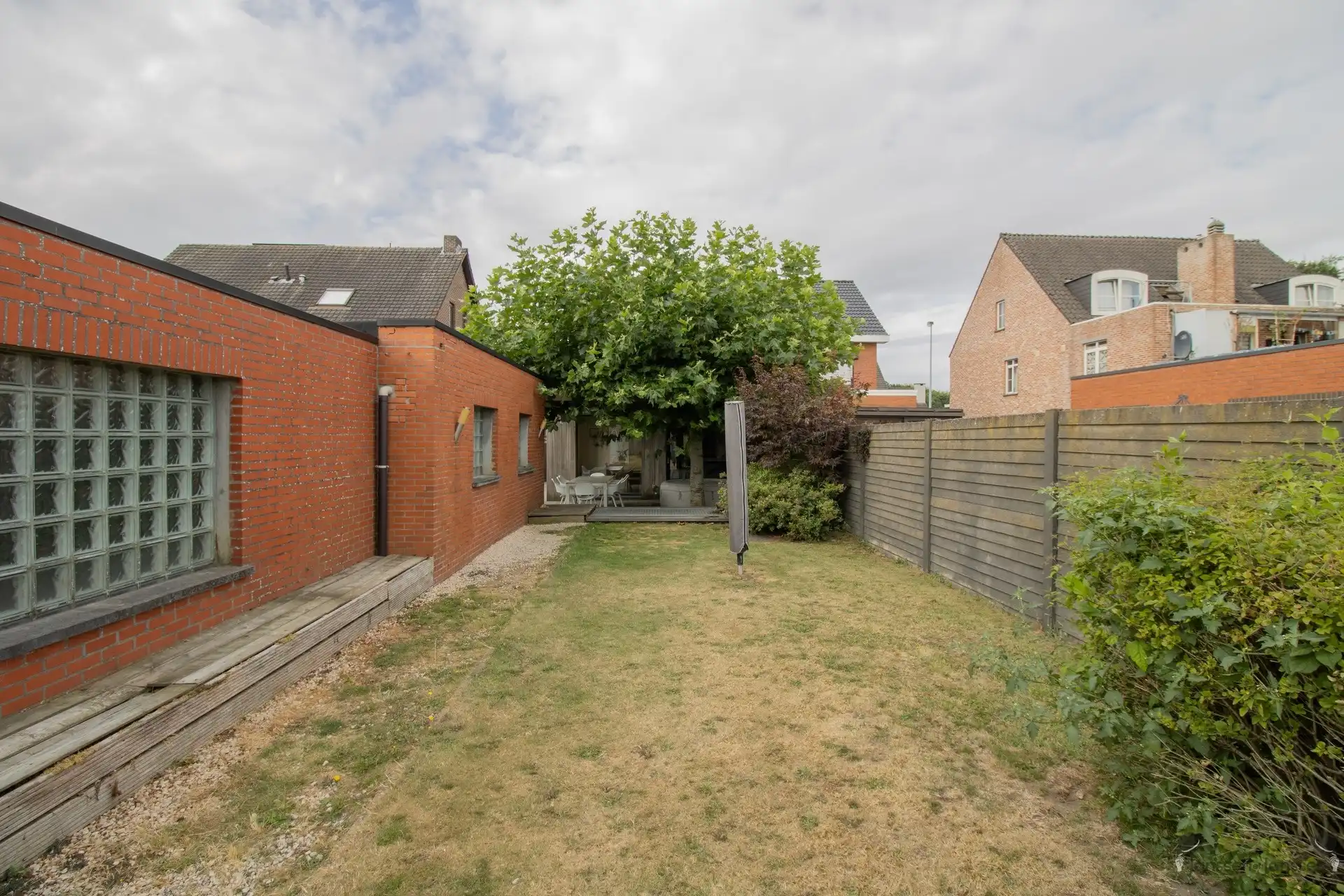 Volledig gerenoveerde HOB met 4 slaapkamers op 431 m² foto 21