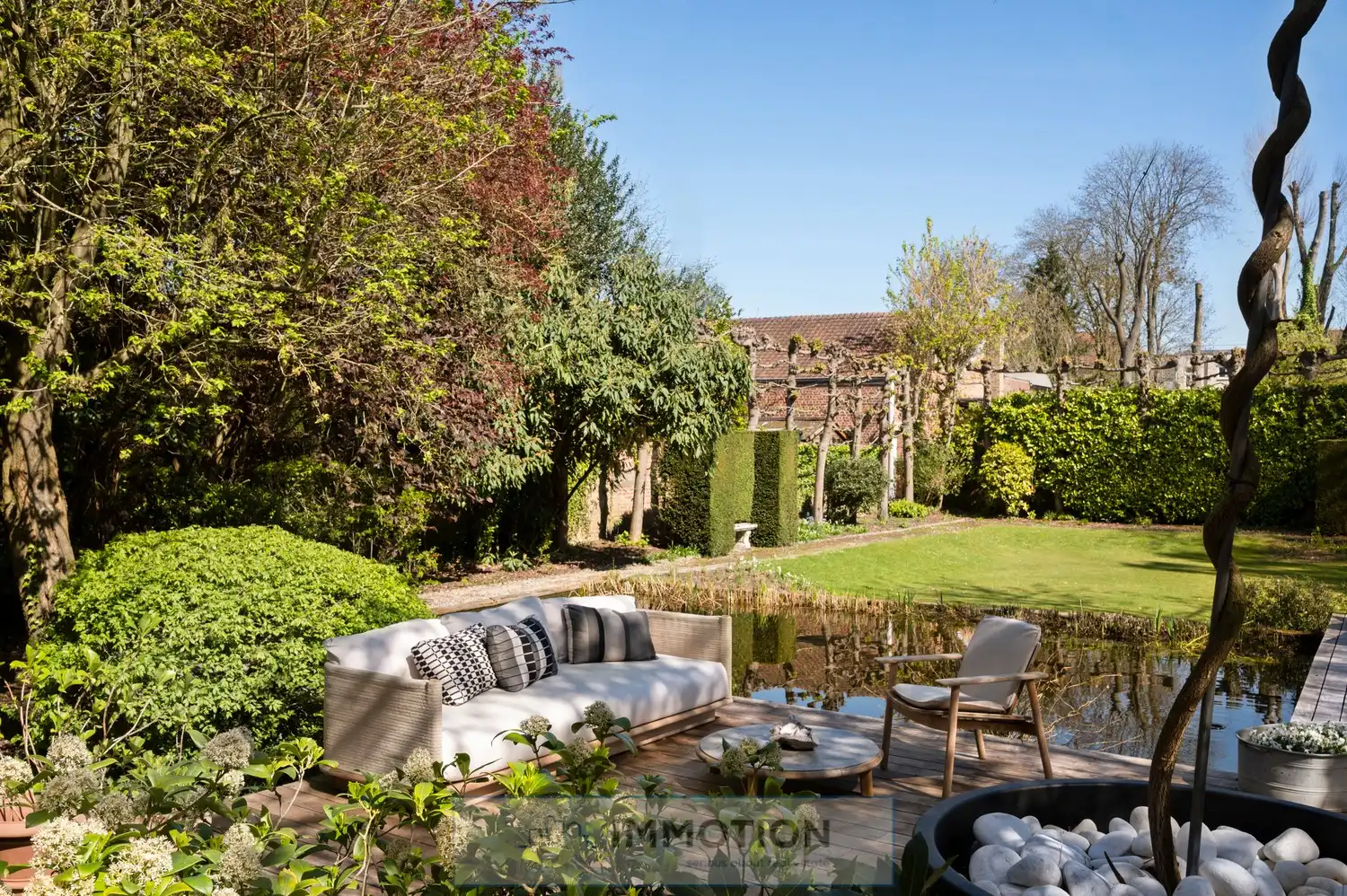 Unieke loft met stadstuin foto 38