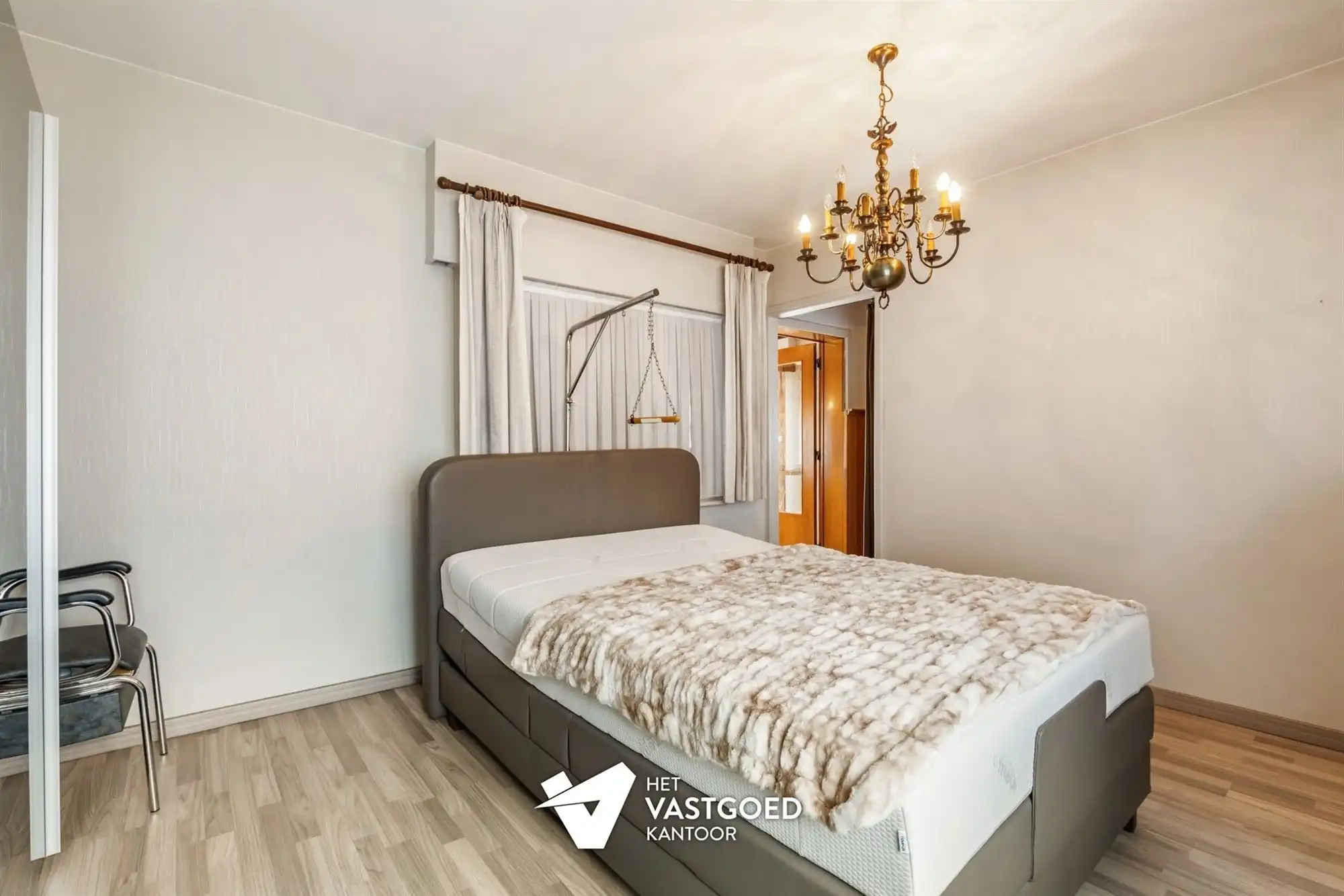 PERFECT ONDERHOUDEN WONING OP PRACHTIG PERCEEL NABIJ KEIHEUVEL foto 14