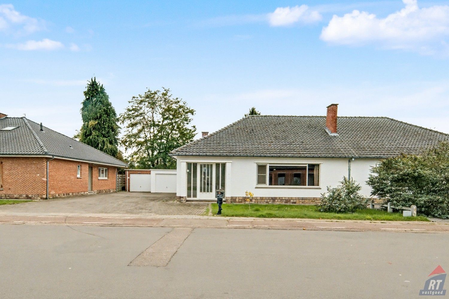 Gelijkvloerse halfopen woning met tuin en renovatiepotentieel in het hart van Sint-Truiden foto 23