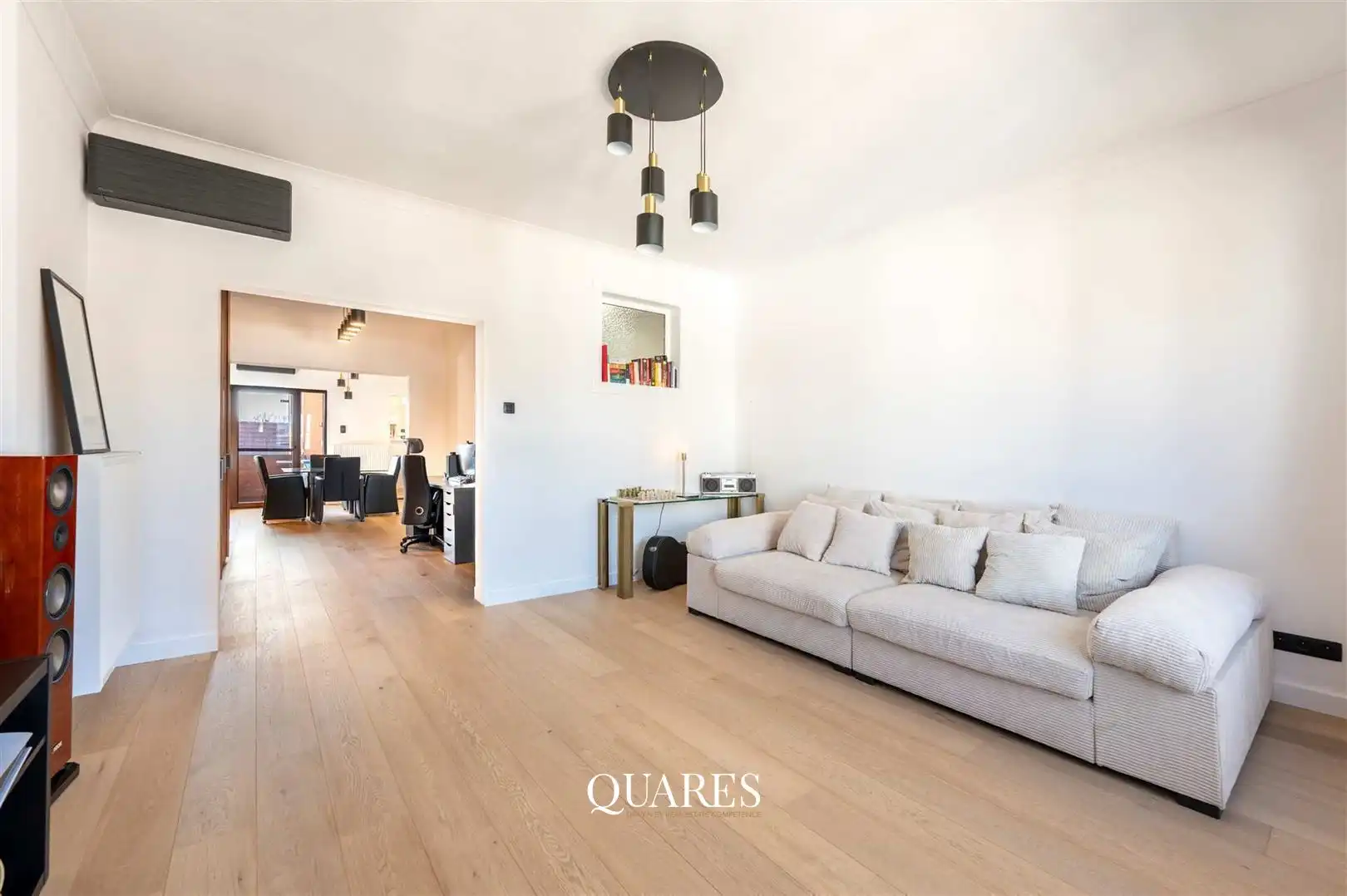 Lichtrijk en gezellig wonen foto 9