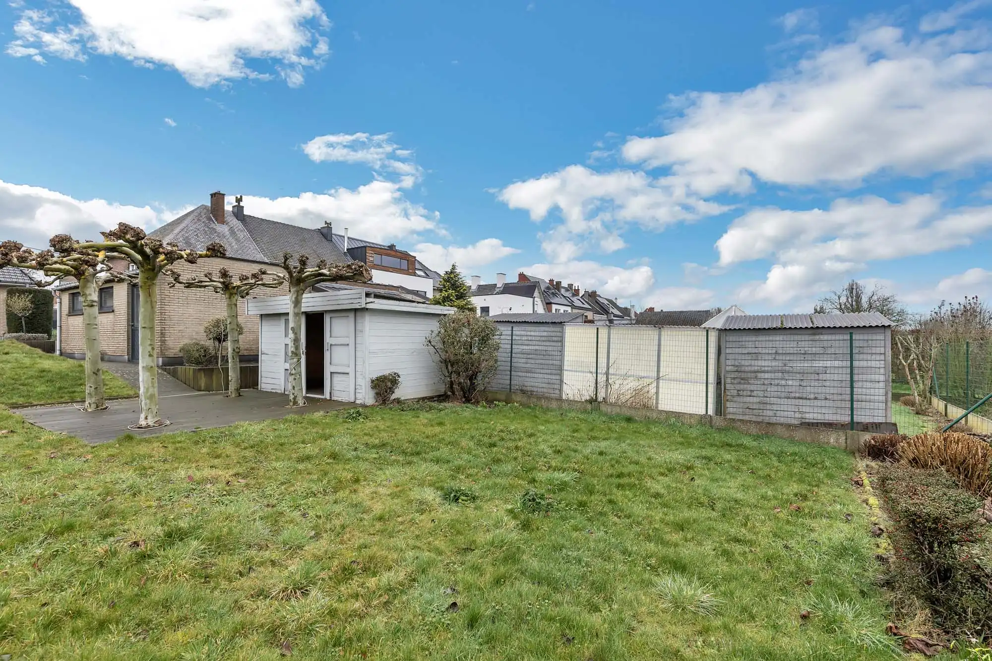 Instapklare HOB met tuin en garage foto 25