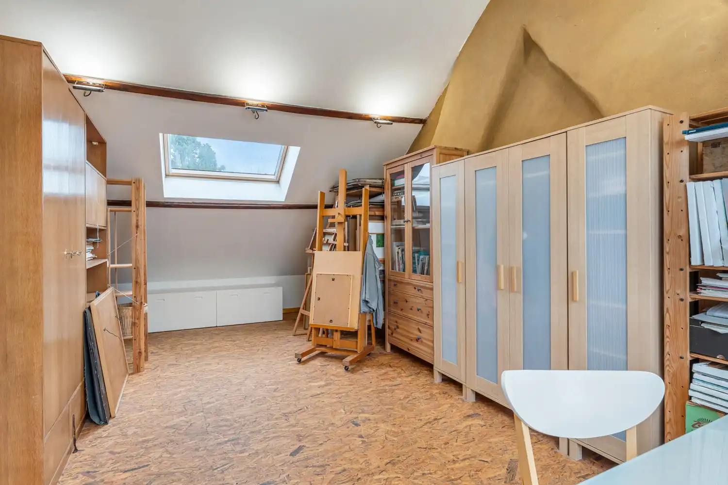Goed gelegen en energiezuinige(B-label) woning met 3 slaapkamers en een tuin nabij het station van Leuven! foto 20