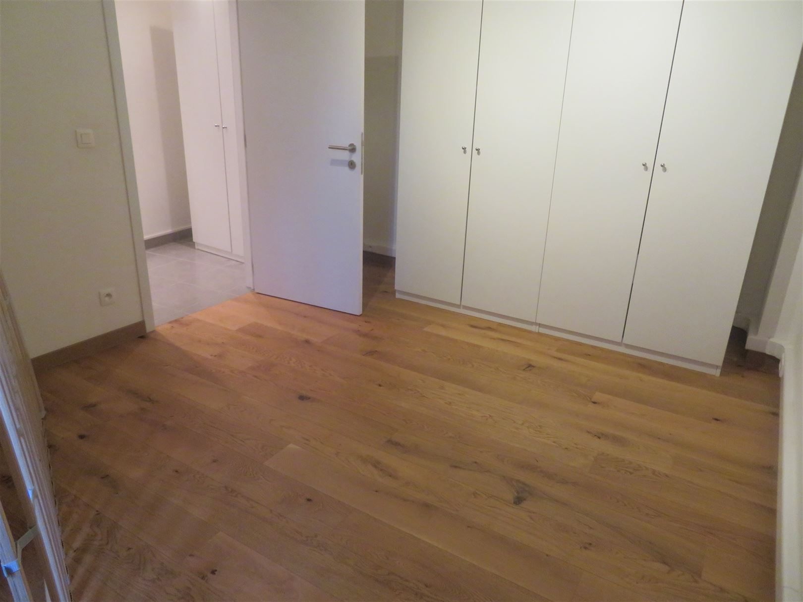 Appartement (100m²) met 2 slaapkamers in hartje Antwerpen! foto 11