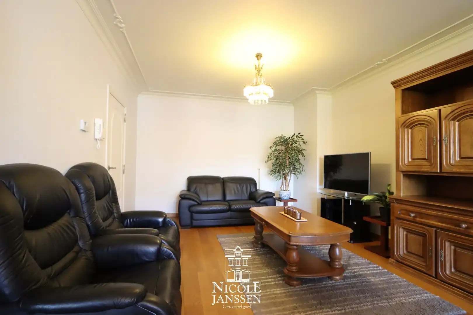 Ruim appartement foto 4