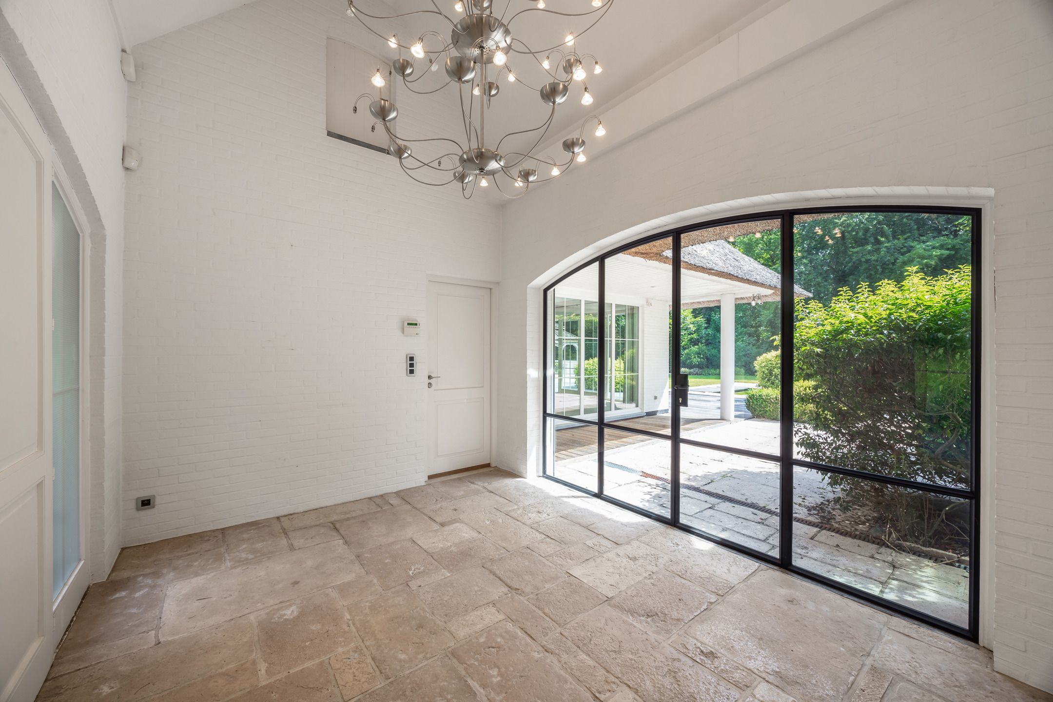 Instapklare villa op een riant perceel van 3.750 m² foto 25