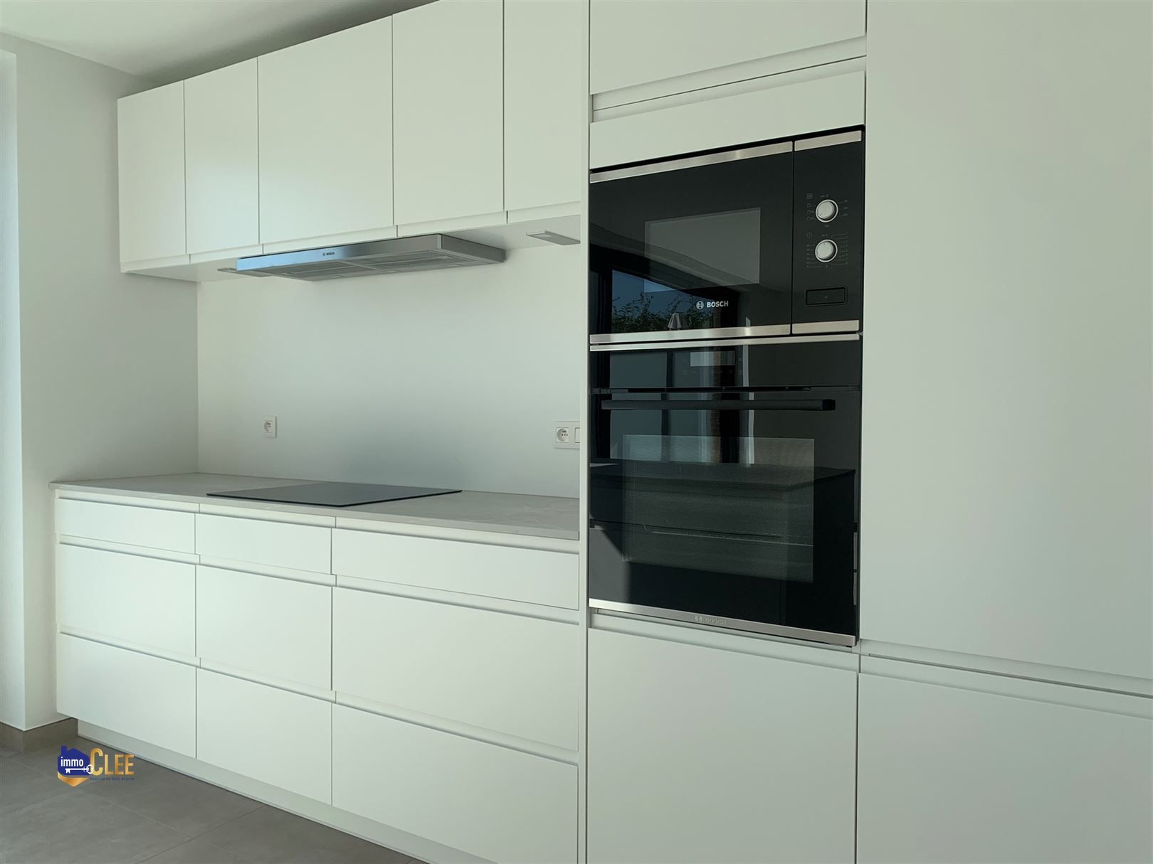 Ruim gelijkvloers appartement in Sint-Truiden foto 8