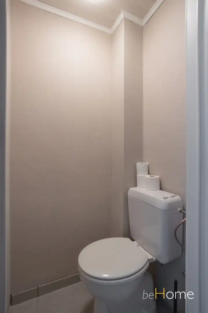 TE HUUR - Instapklare halfopen bebouwing in hartje Merchtem - Welkom Home! foto 4