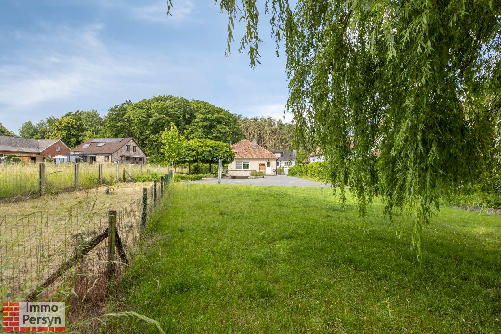Charmante Spaanse villa met grote tuin en ondergrondse garage foto 31