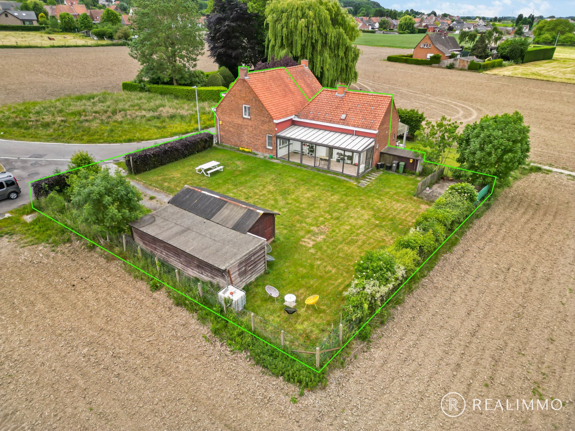 Charmante halfopen woning op toplocatie! foto 18