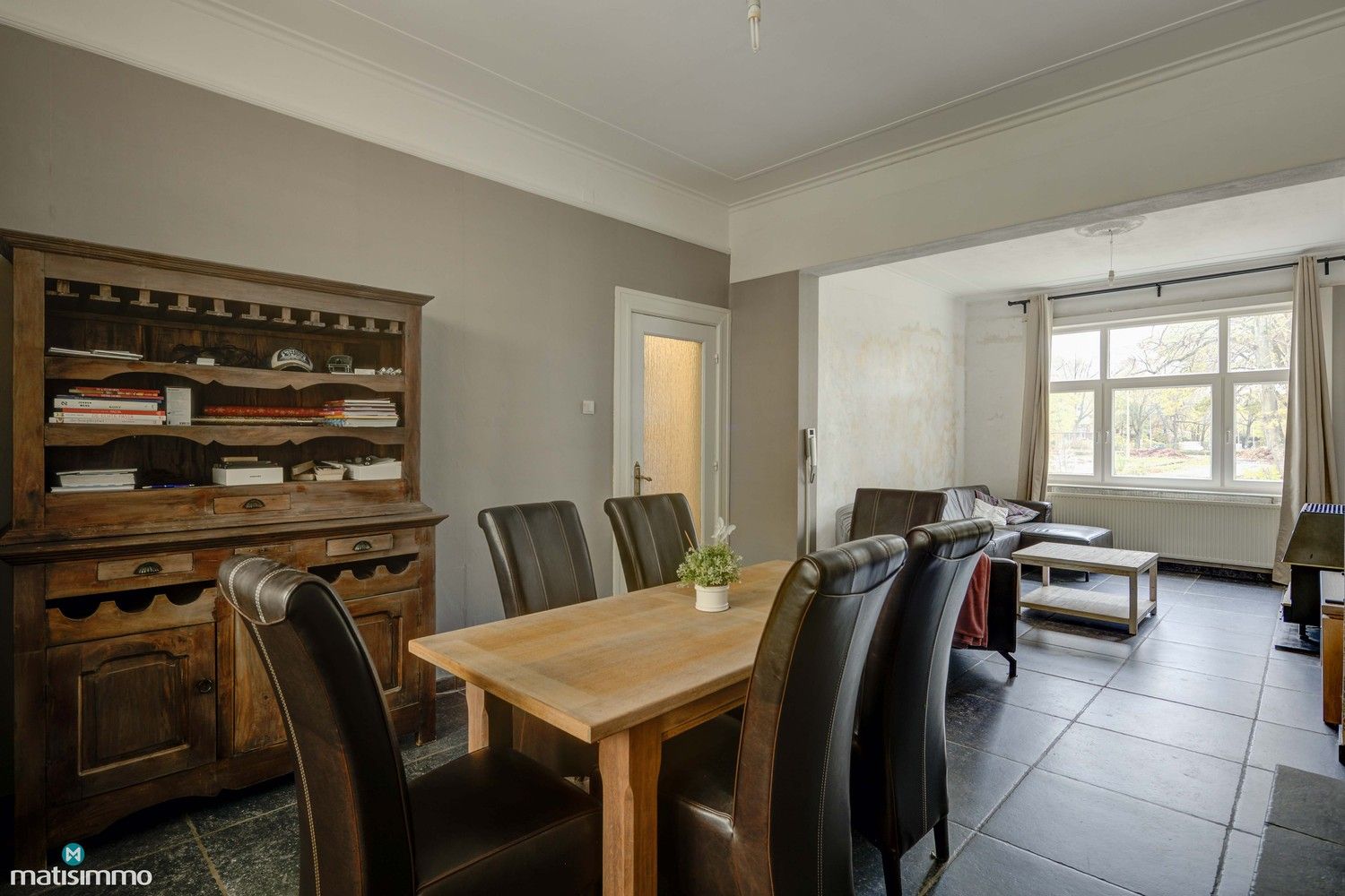 KARAKTERVOLLE WONING MET 5 SLAAPKAMERS EN RUIM PERCEEL TE GENK foto 7