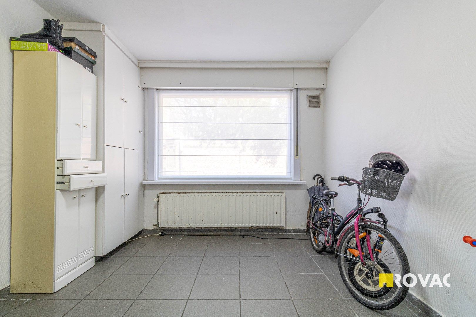 Ruime woning met 3 slaapkamers en dakterras in centrum Roeselare foto 25