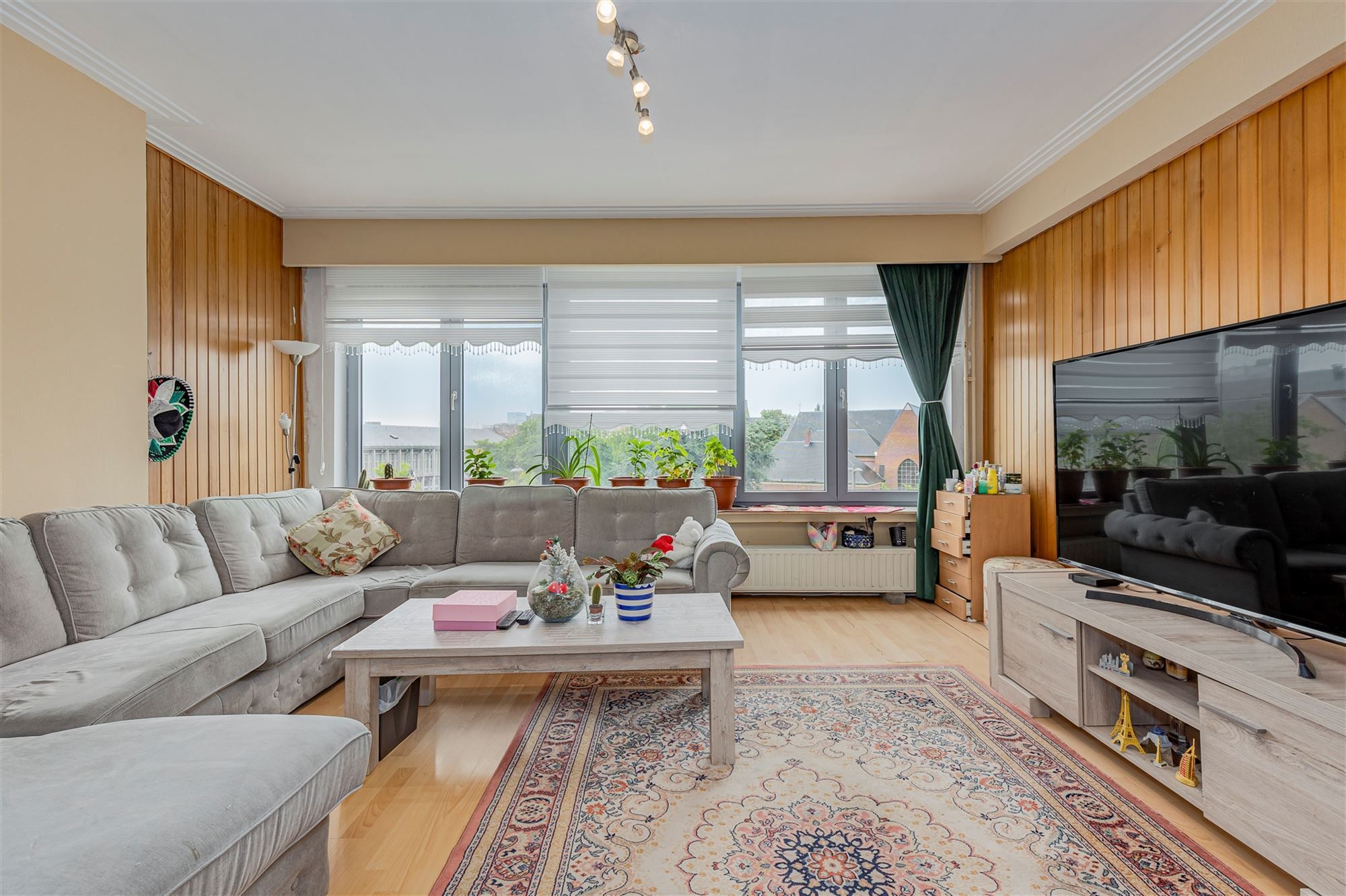 Ruim 3 slpk appartement te Merksem foto 5
