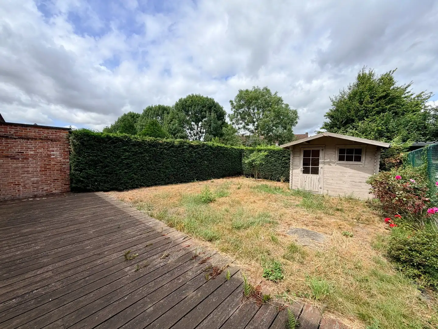 Instapklare woning met 3 slaapkamers, terras, tuin en garage te Brugge! foto 7