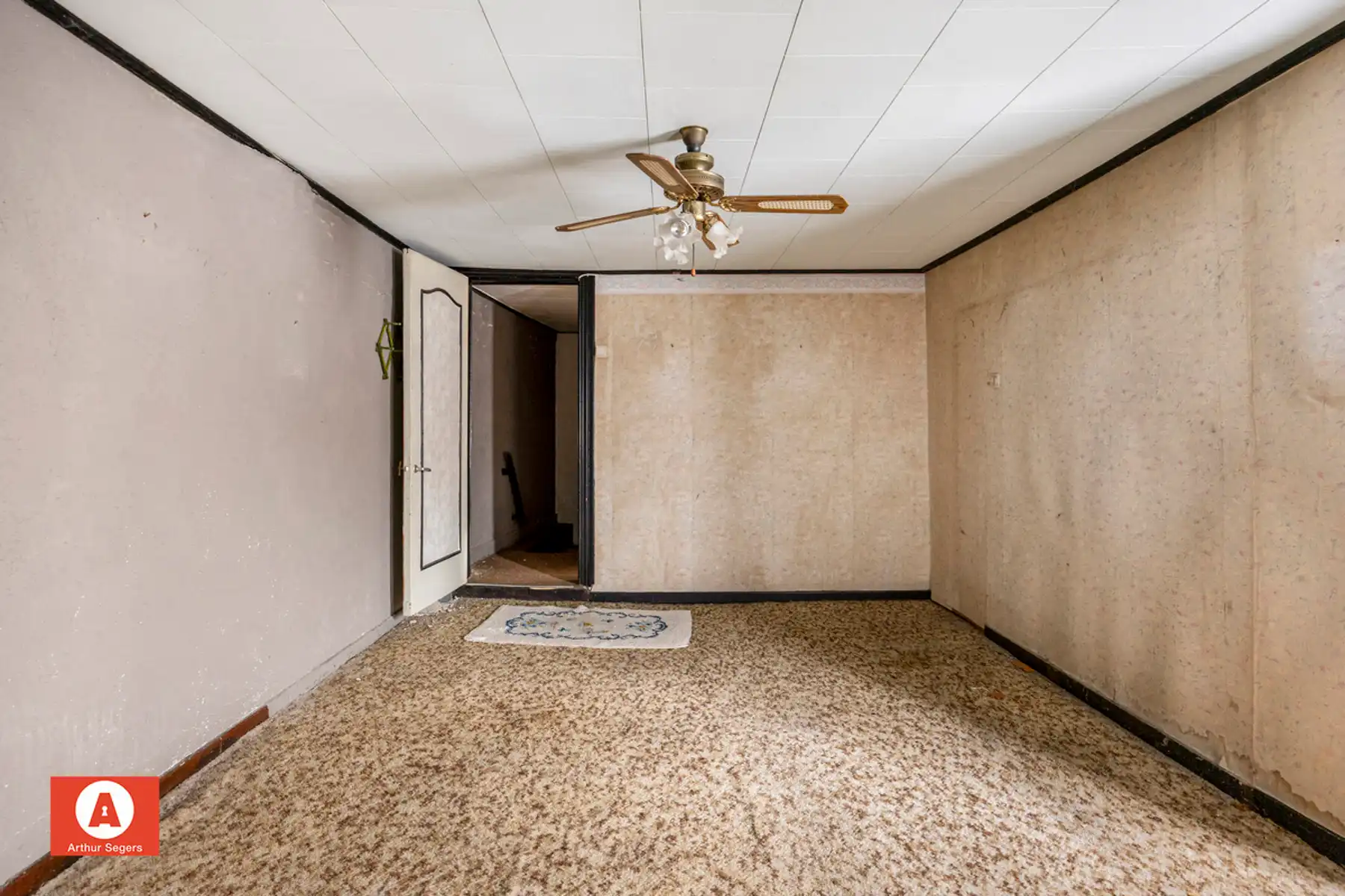 Rustig gelegen renovatieproject nabij het centrum van Opstal foto 15
