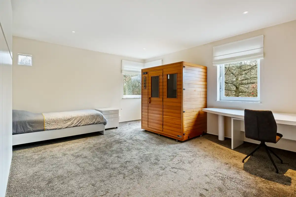 Uitzonderlijke villa op 3451 m² met 5 slaapkamers omgeven door groen. foto 18