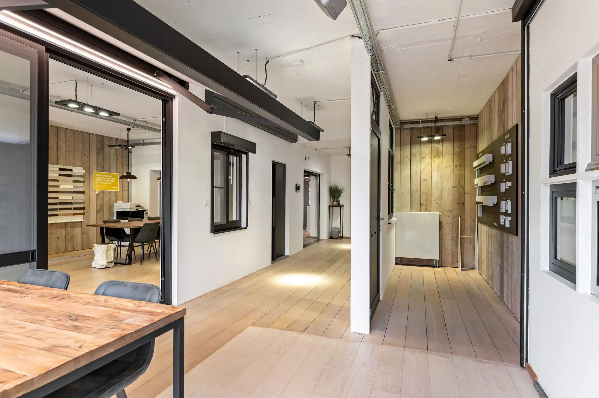 Handelsruimte (ca. 168m²) mét magazijn (ca. 200m²)! foto 6